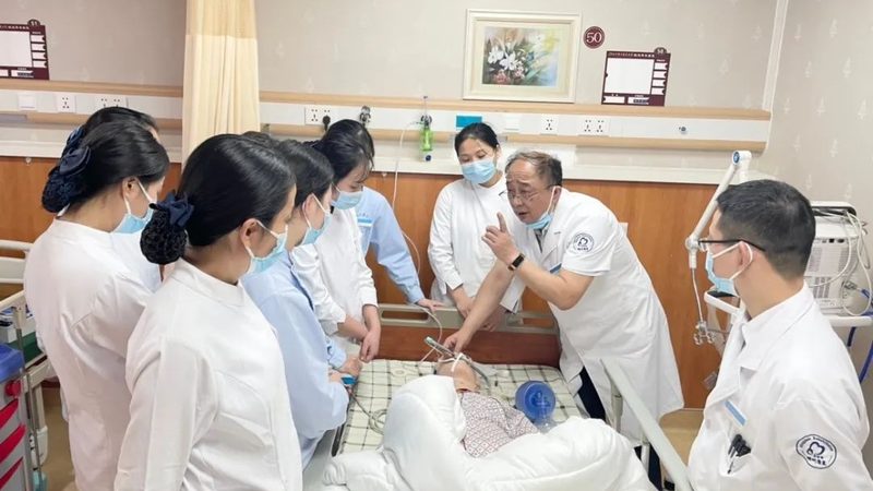 敬老院与养老院：如何辨别正规机构？**